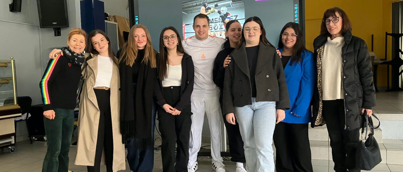 Quand la boxe repousse les limites du handicap : Pierre-Mickaël Hugues témoigne au Lycée Darche